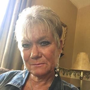 Meet your Posher, Brenda